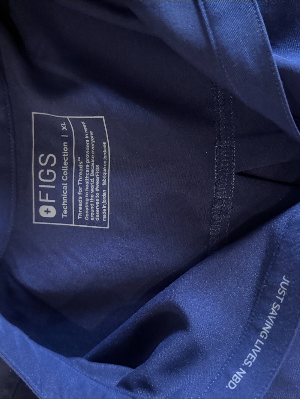 Figs navy blue Rafaela scrub top XL LIKE NEW - Picture 2 of 3